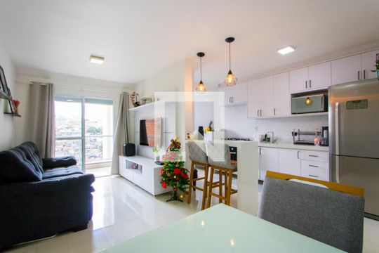 Apartamento à venda com 2 quartos, 70m² em Parque Sao Vicente, Santo André