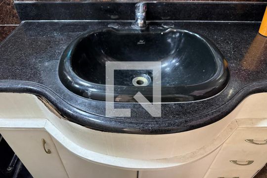 Banheiro Social de apartamento à venda com 3 quartos, 82m² em Recreio dos Bandeirantes, Rio de Janeiro