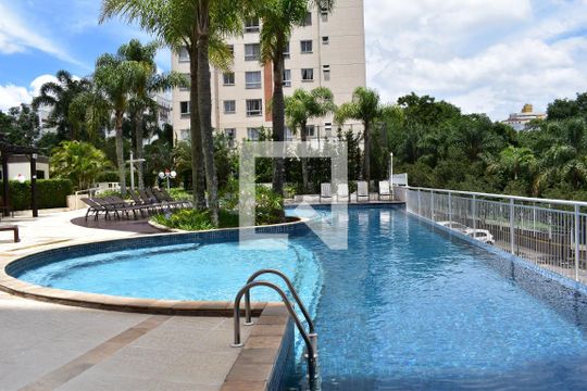 Área comum - Piscina de apartamento para alugar com 3 quartos, 80m² em Santa Quiteria, Curitiba