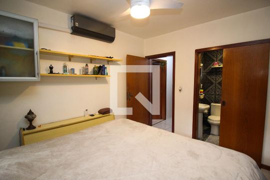Suíte 1 de apartamento à venda com 2 quartos, 105m² em Jardim Botânico, Porto Alegre