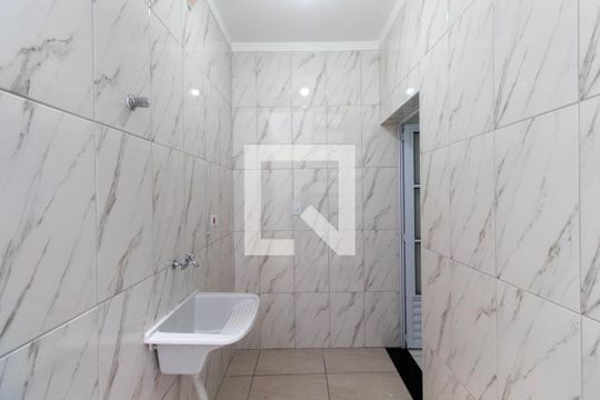Lavanderia de casa para alugar com 2 quartos, 90m² em Vila Paranagua, São Paulo