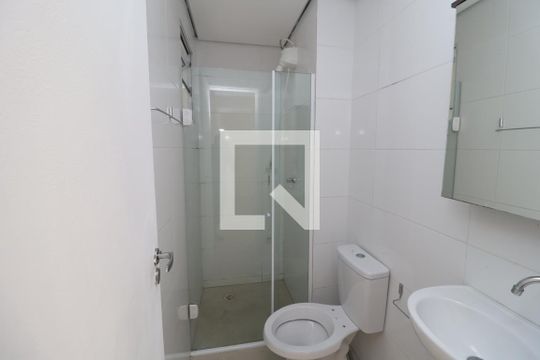 Banheiro de apartamento para alugar com 2 quartos, 45m² em Chácara Santo Antônio (zona Leste), São Paulo