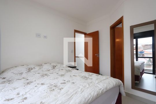 Suíte de casa para alugar com 3 quartos, 110m² em Vila Macedopolis, São Paulo