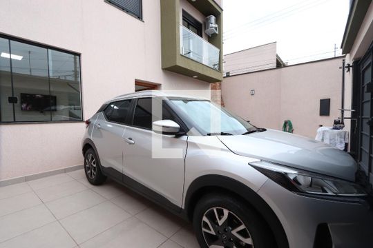Garagem de casa à venda com 3 quartos, 110m² em Vila Macedopolis, São Paulo