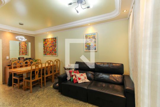Casa de Condomínio à venda com 3 quartos, 140m² em Água Rasa, São Paulo