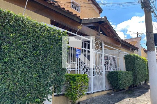 Fachada de casa de condomínio à venda com 2 quartos, 150m² em Parque Imperial, São Paulo