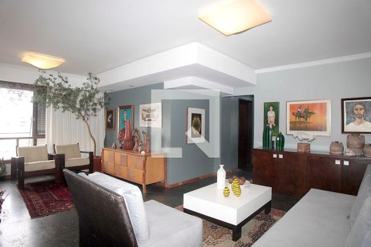 Apartamento à venda com 3 quartos, 159m² em Rio Branco, Porto Alegre