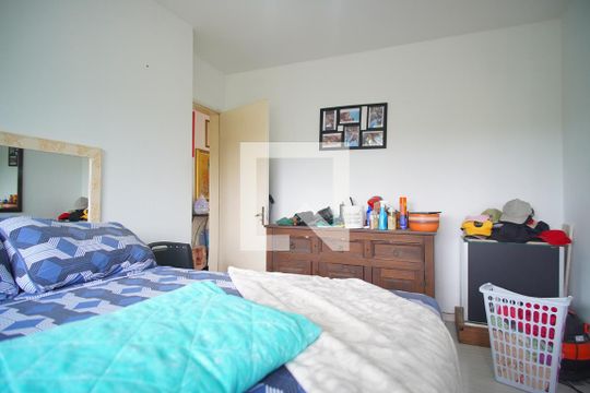 Quarto 1 de apartamento para alugar com 2 quartos, 60m² em Parque Santa Fé, Porto Alegre