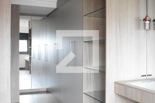 Quarto de apartamento para alugar com 1 quarto, 49m² em Cristo Rei, Curitiba