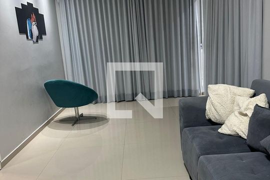 Sala 2 de casa à venda com 4 quartos, 200m² em Tropical, Contagem