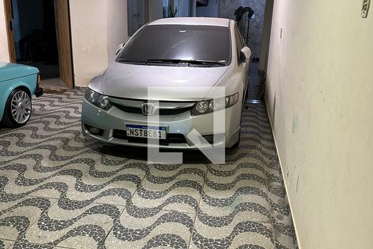 Área Externa de casa à venda com 4 quartos, 200m² em Tropical, Contagem