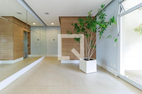 Hall Social de apartamento para alugar com 3 quartos, 126m² em Brooklin, São Paulo