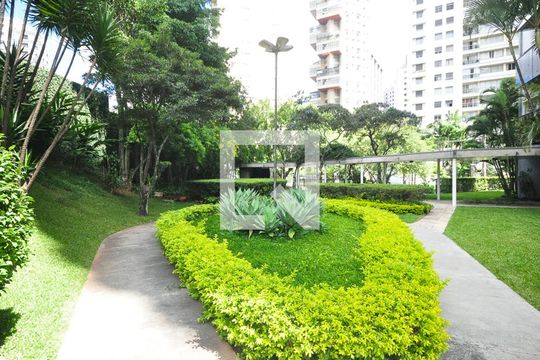 Jardim de apartamento à venda com 4 quartos, 200m² em Vila Suzana, São Paulo