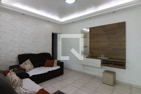 Casa para alugar com 2 quartos, 129m² em Cidade Líder, São Paulo