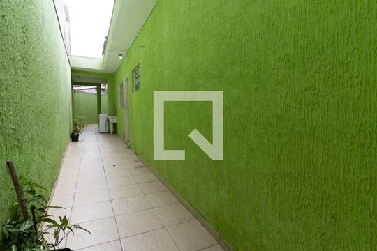 Corredor de casa para alugar com 2 quartos, 129m² em Cidade Líder, São Paulo