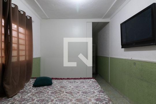 Quarto 1 de casa para alugar com 2 quartos, 129m² em Cidade Líder, São Paulo