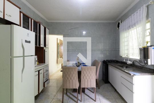 Cozinha de casa para alugar com 2 quartos, 129m² em Cidade Líder, São Paulo
