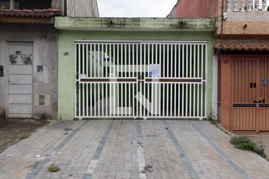 Fachada e plaquinha de casa para alugar com 2 quartos, 129m² em Cidade Líder, São Paulo