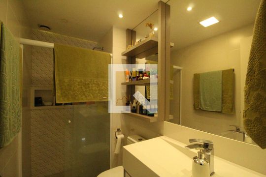 Banheiro da suíte  de apartamento à venda com 2 quartos, 160m² em Freguesia (jacarepaguá), Rio de Janeiro