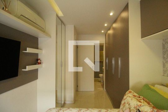 Suíte de apartamento à venda com 2 quartos, 160m² em Freguesia (jacarepaguá), Rio de Janeiro