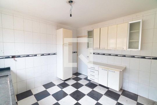 Cozinha de casa para alugar com 4 quartos, 160m² em Parque Jabaquara, São Paulo