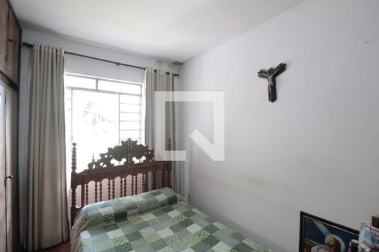 Suite de casa à venda com 4 quartos, 435m² em Indaiá, Belo Horizonte