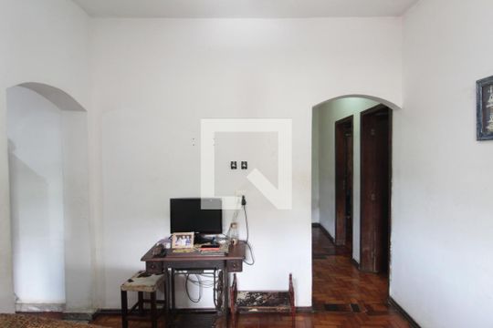 Sala de casa à venda com 4 quartos, 435m² em Indaiá, Belo Horizonte
