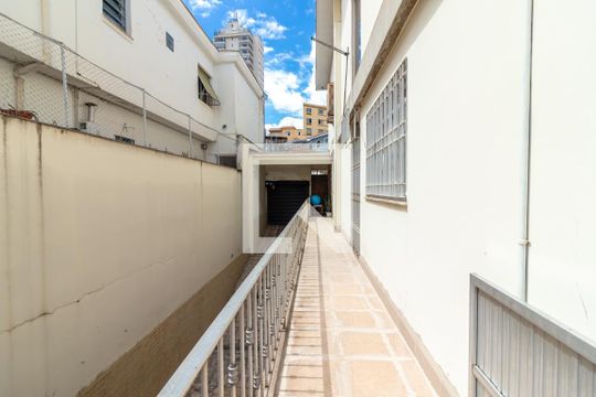 Corredor Lateral de casa à venda com 5 quartos, 400m² em Santana, São Paulo