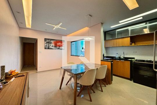Sala de apartamento à venda com 2 quartos, 110m² em Vila Curuçá, Santo André