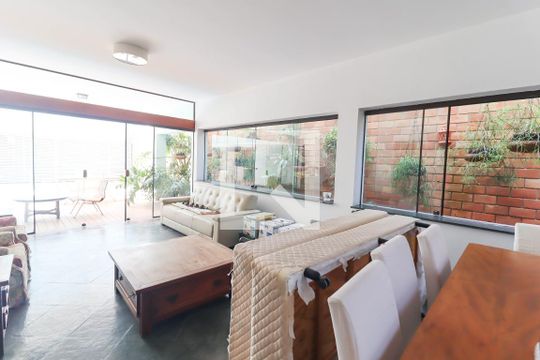 Sala de casa à venda com 4 quartos, 360m² em Jardim Brasil, Jundiaí