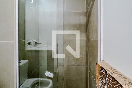 Banheiro de kitnet/studio à venda com 1 quarto, 25m² em Vila Mariana, São Paulo