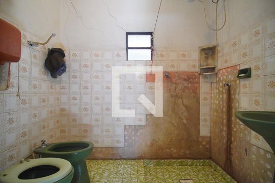 Banheiro 2 de casa à venda com 4 quartos, 300m² em Ideal, Novo Hamburgo