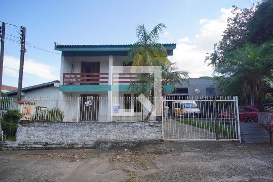 Fachada de casa à venda com 4 quartos, 300m² em Ideal, Novo Hamburgo