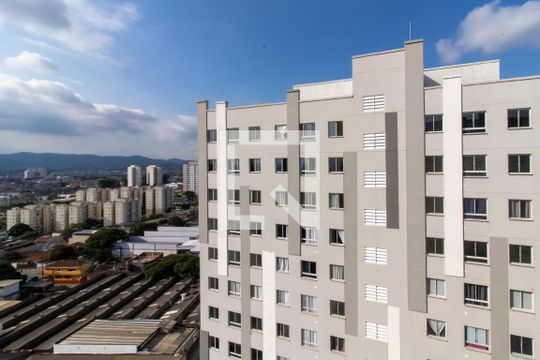 Vista do Quarto 1 de apartamento à venda com 2 quartos, 36m² em Vila das Bandeiras, Guarulhos