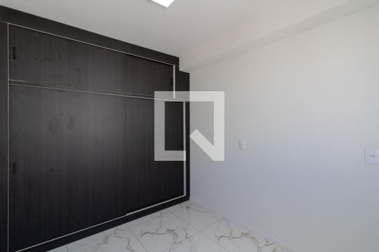 Quarto 1 de apartamento à venda com 2 quartos, 36m² em Vila das Bandeiras, Guarulhos