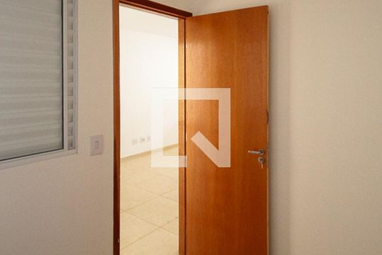 Quarto de apartamento à venda com 2 quartos, 32m² em Jardim Vila Formosa, São Paulo