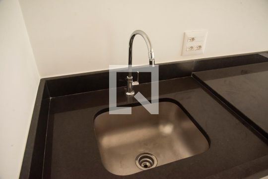 Cozinha de kitnet/studio à venda com 1 quarto, 25m² em Vila Clementino, São Paulo