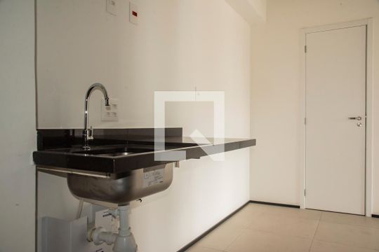 Cozinha de kitnet/studio à venda com 1 quarto, 27m² em Vila Clementino, São Paulo