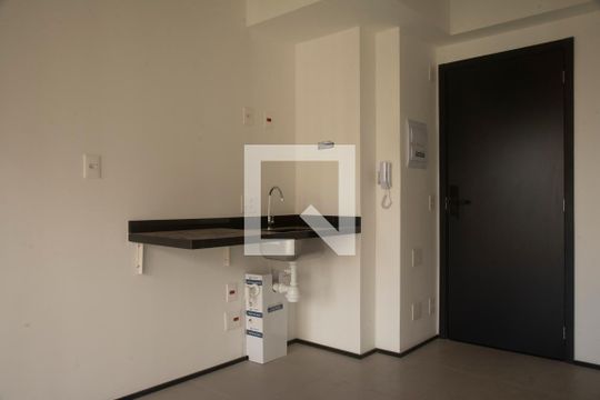 Cozinha de kitnet/studio à venda com 1 quarto, 21m² em Vila Clementino, São Paulo