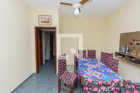 Sala de Jantar de casa à venda com 5 quartos, 200m² em Nossa Senhora do Carmo, Contagem