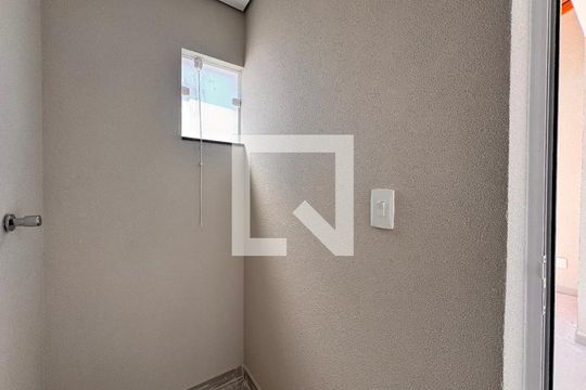 Lavabo de apartamento à venda com 2 quartos, 94m² em Parque das Nações, Santo André