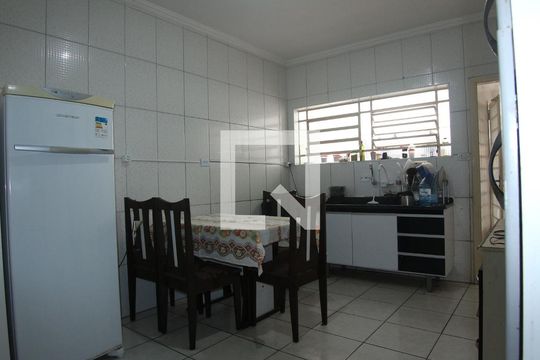 Cozinha de casa à venda com 4 quartos, 268m² em Parque São Lucas, São Paulo
