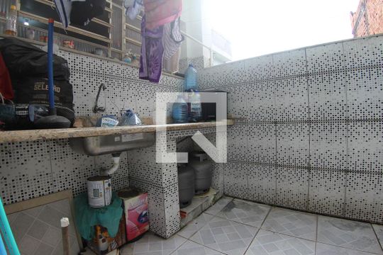 Área de Serviço de casa à venda com 4 quartos, 268m² em Parque São Lucas, São Paulo
