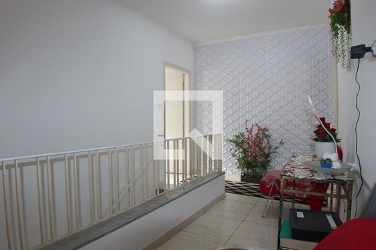 Corredor de casa à venda com 4 quartos, 268m² em Parque São Lucas, São Paulo
