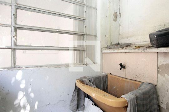 Área de Serviço de casa à venda com 3 quartos, 230m² em Petrópolis, Porto Alegre