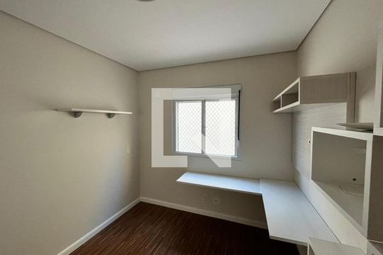 Quarto de apartamento para alugar com 3 quartos, 108m² em Centro, Campinas