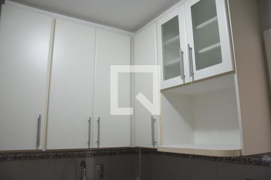 Cozinha - Armários de apartamento para alugar com 3 quartos, 65m² em Parque Joao de Vasconcelos, Sumaré