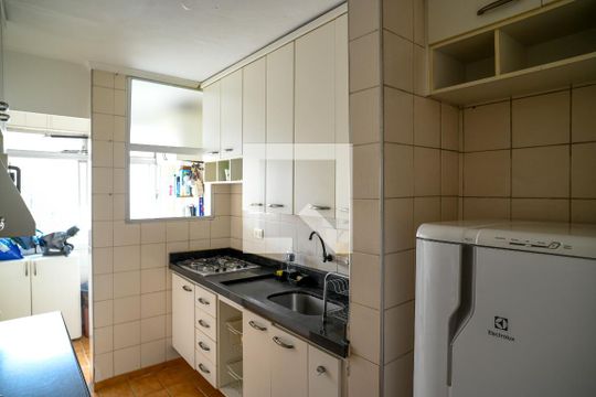 Cozinha de apartamento à venda com 2 quartos, 52m² em Sacoma, São Paulo