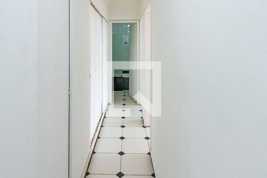 Corredor de apartamento à venda com 2 quartos, 89m² em Lourdes, Belo Horizonte