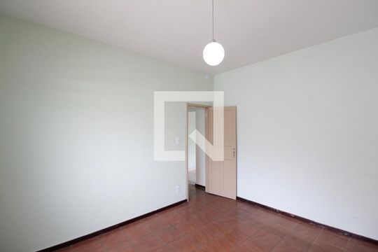 Quarto 1 de casa para alugar com 4 quartos, 200m² em Venda Nova, Belo Horizonte